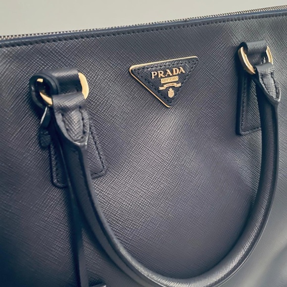 Prada Saffiano Galleria Double Zip Large tote - Picture 3 of 5